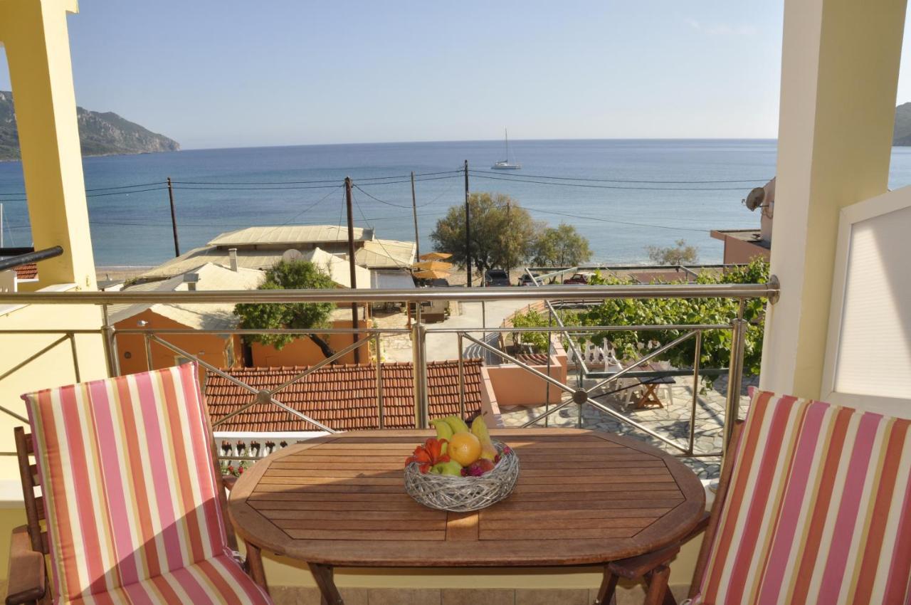 Case de vacanță Corfu Stavroula - San George *